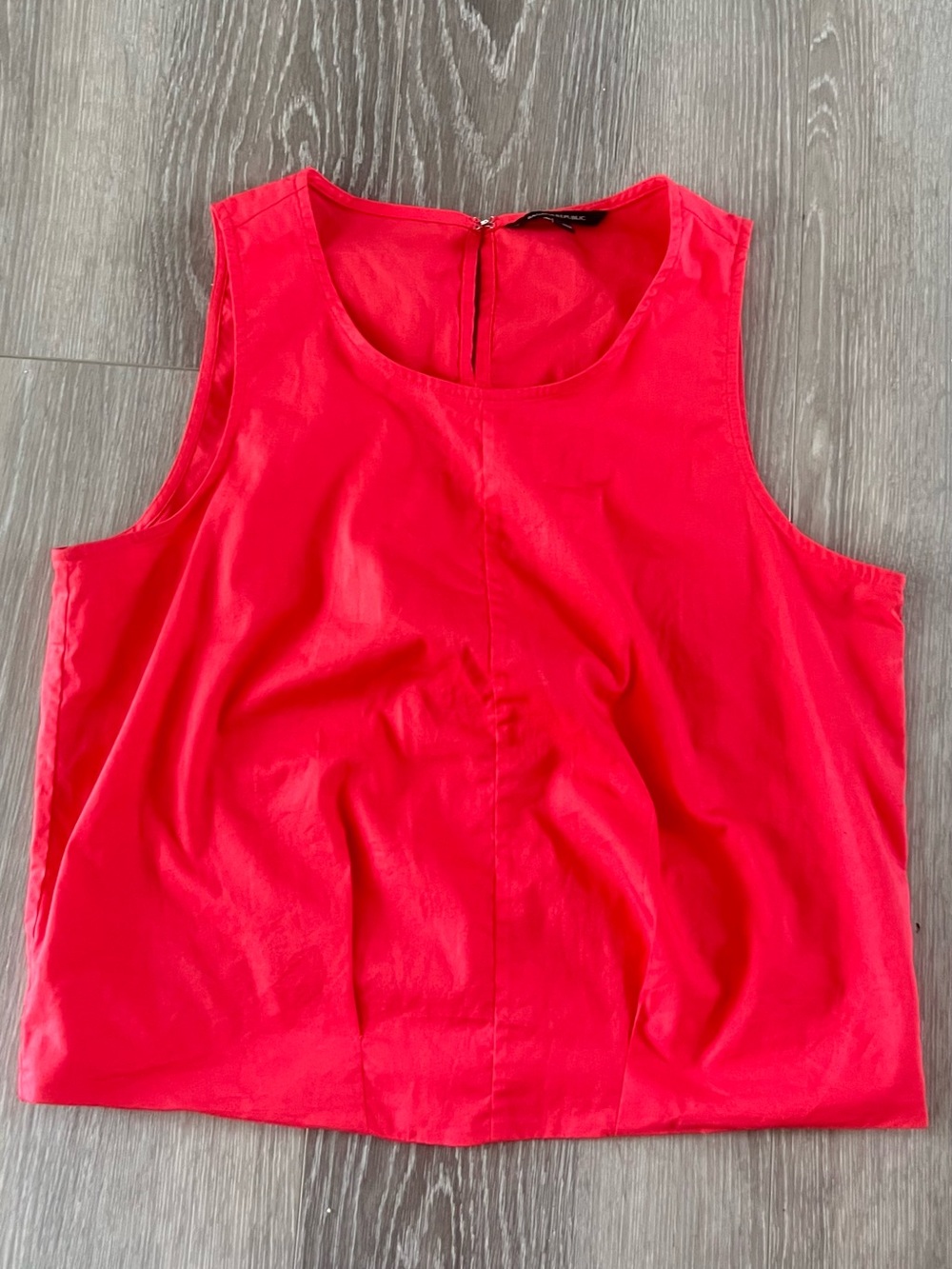 Banana Republic Bright Red Scoop Neck Tank